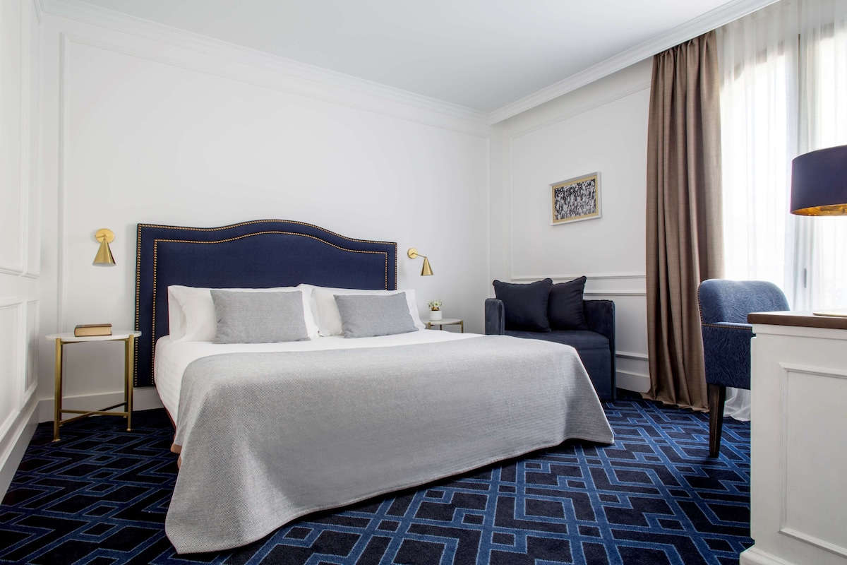 Superior Triple Room — Expedia listing photograph