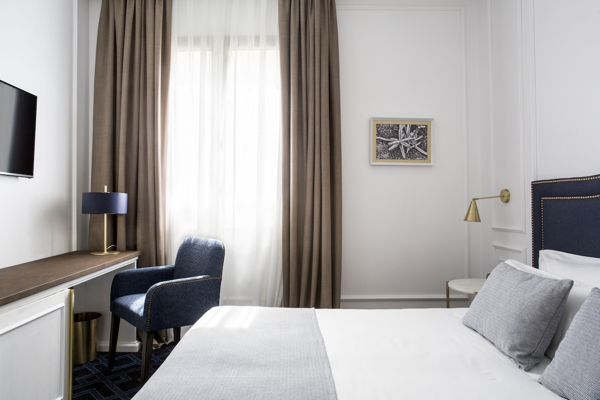 Superior Double or Twin Room — Expedia listing photograph